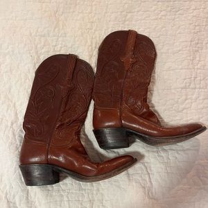 Women’s Lucchese boots size 7